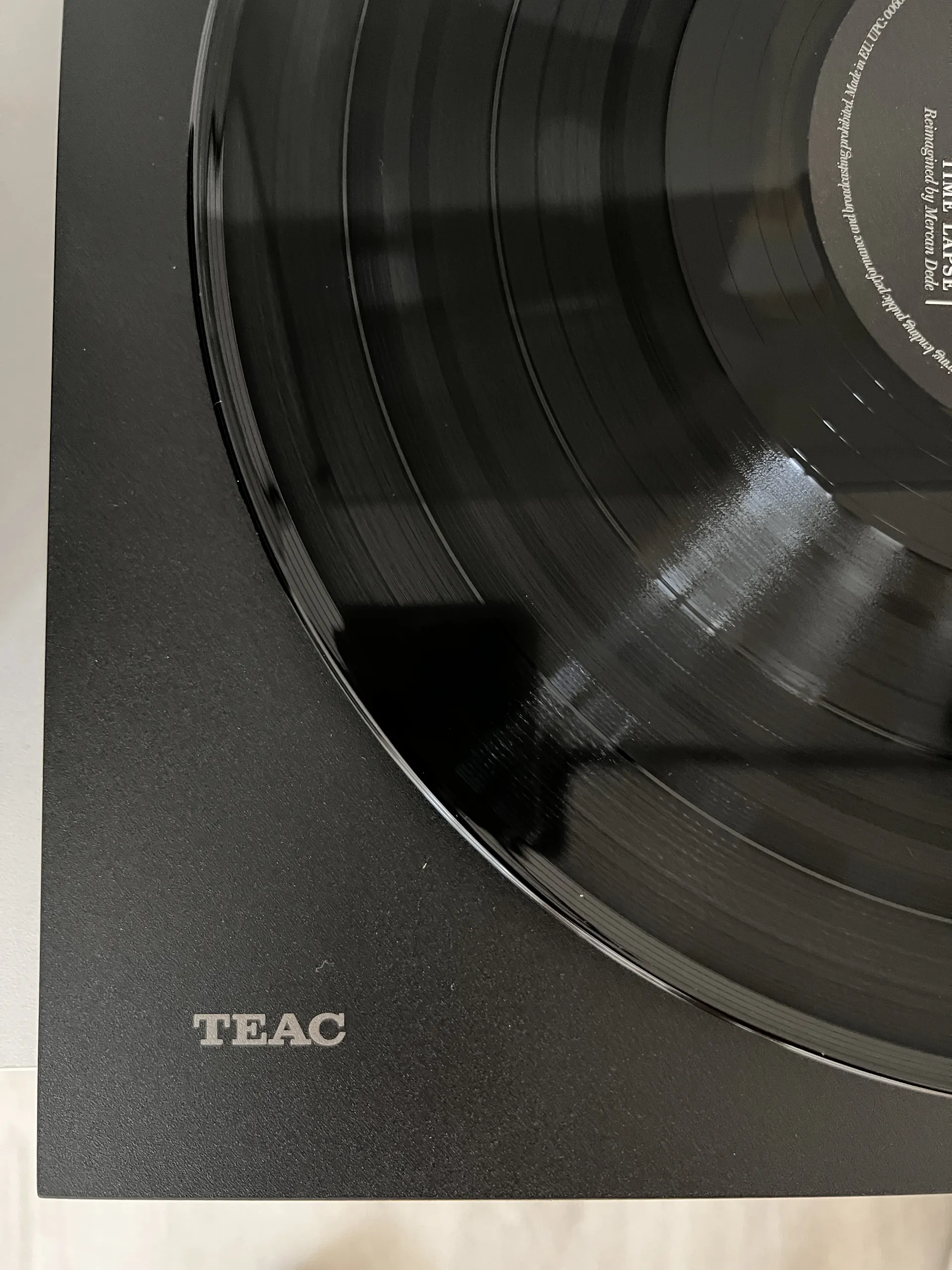 Пластинка на японском проигрывателе TEAC